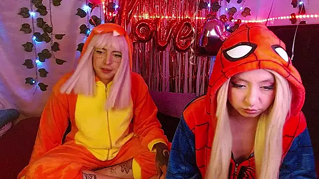 the lesbian game online show from February 8, 3:30 am