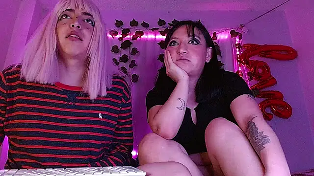 the lesbian game online show from February 28, 6:21 am