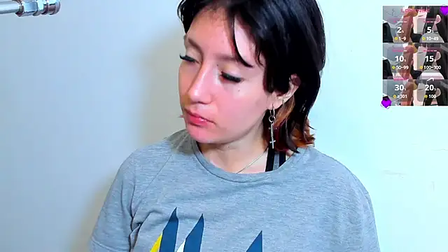 lizzy davis 1 online show from February 9, 4:27 am