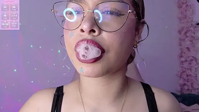 Haelycute online show from August 1, 3:28 am
