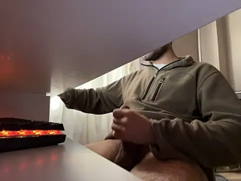 Snapshot of champertrr chatting on March 15, 5:02 am champertrr online show from March 15, 5:02 am