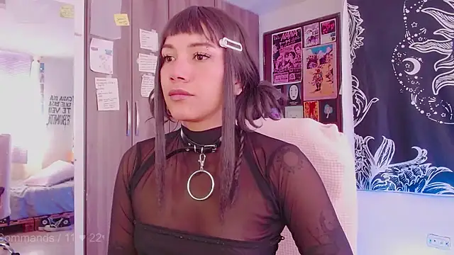 melissahowl online show from October 2, 7:43 pm