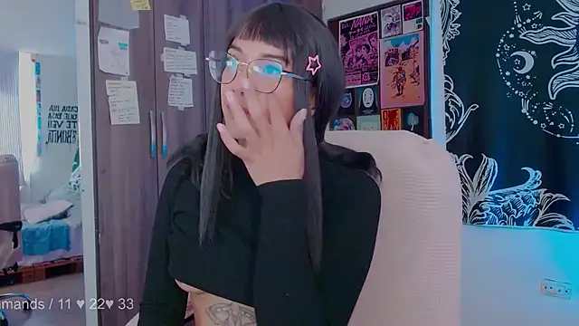 melissahowl online show from October 10, 1:21 pm