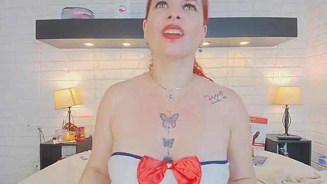 Snapshot of HannaBrave chatting on January 19, 8:09 pm HannaBrave online show from January 19, 8:09 pm