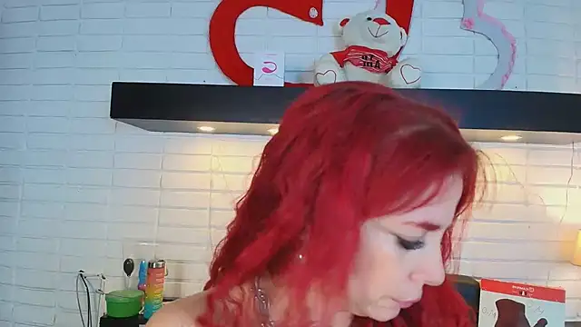 Snapshot of HannaBrave chatting on February 28, 10:30 am HannaBrave online show from February 28, 10:30 am