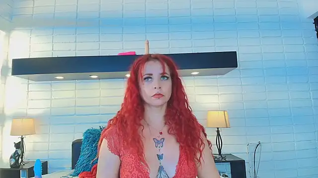 Snapshot of HannaBrave chatting on March 18, 5:42 pm HannaBrave online show from March 18, 5:42 pm