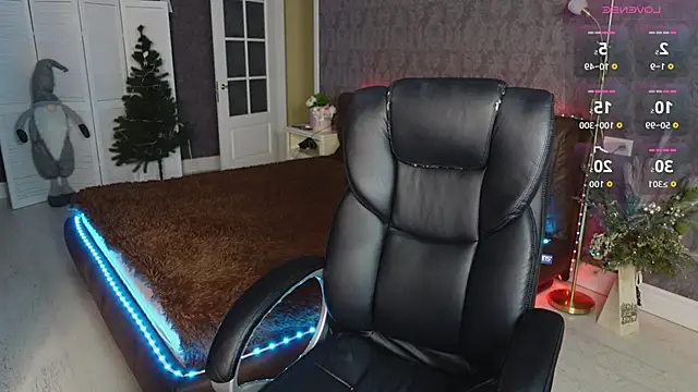 Snapshot of Daniela_Kitty_ chatting on December 21, 8:32 am Daniela Kitty online show from December 21, 8:32 am