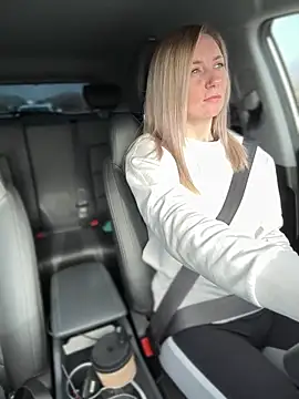 Crazy-Rosa online show from March 13, 3:33 am