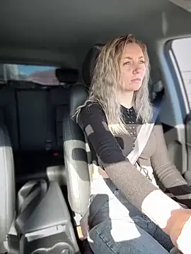 Crazy-Rosa online show from March 18, 4:37 am