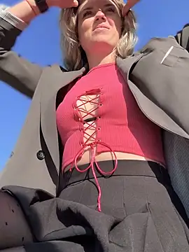 Crazy-Rosa online show from September 14, 3:27 am