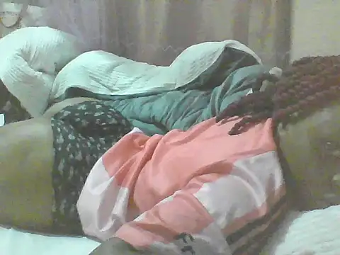 EBONYVANILLA02 online show from May 8, 12:32 pm
