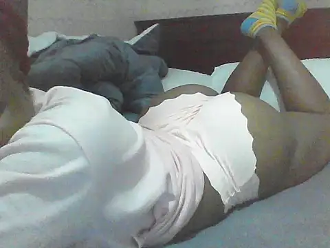 EBONYVANILLA02 online show from May 20, 9:10 pm