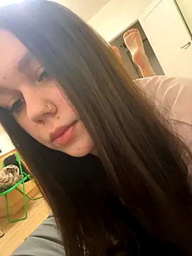 Marylallka5 online show from December 2, 6:08 am