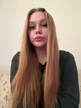 Marylallka5 online show from June 2, 5:20 am