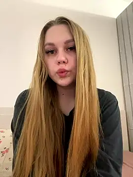 Marylallka5 online show from June 9, 1:01 pm