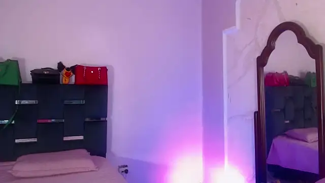 sexy-luna-star-ts online show from November 2, 9:50 pm