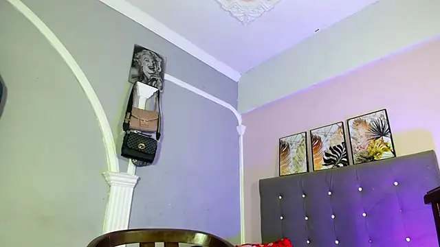 sexy-luna-star-ts online show from January 8, 8:44 pm