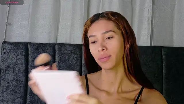 Iamkarlaa doll online show from October 6, 11:29 am