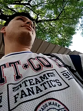  Ottis  online show from January 9, 5:22 pm