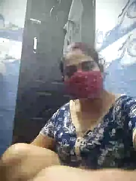 kirti  arora online show from January 11, 11:02 am