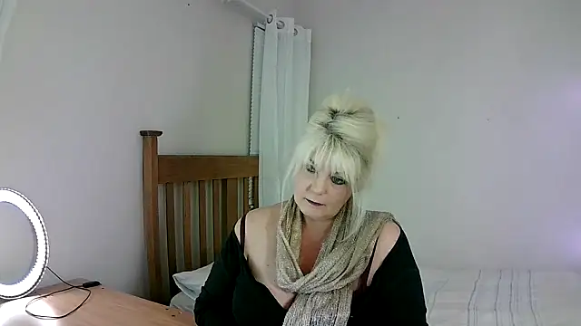 Miahotmilf online show from March 22, 6:36 pm