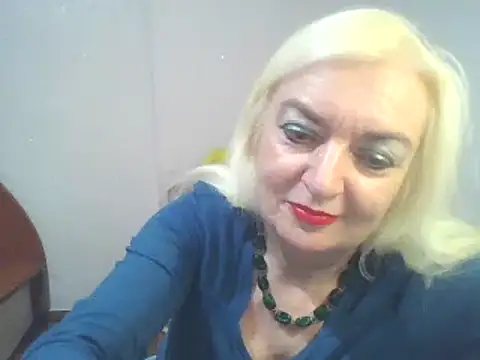 Snapshot of Meri798 chatting on December 21, 11:13 pm Meri798 online show from December 21, 11:13 pm