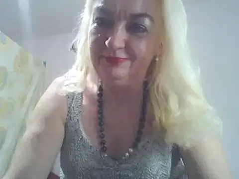 Snapshot of Meri798 chatting on December 22, 4:27 pm Meri798 online show from December 22, 4:27 pm