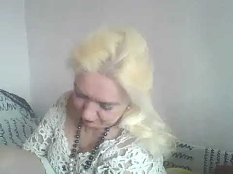 Snapshot of Meri798 chatting on February 28, 6:54 am Meri798 online show from February 28, 6:54 am