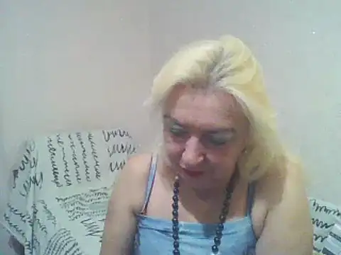 Snapshot of Meri798 chatting on March 14, 7:55 pm Meri798 online show from March 14, 7:55 pm