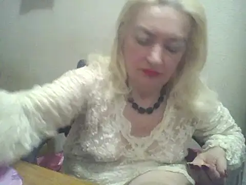 Snapshot of Meri798 chatting on April 4, 8:50 pm Meri798 online show from April 4, 8:50 pm