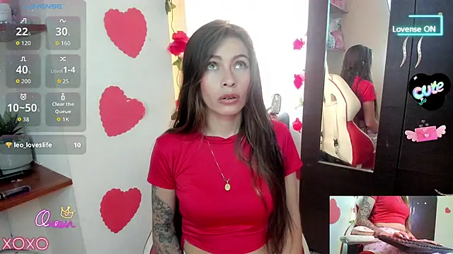 sweetlittlelisa online show from March 8, 8:34 pm