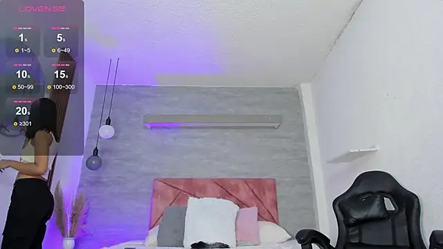 thararouse online show from November 13, 12:15 pm