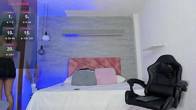 thararouse online show from December 5, 12:25 pm