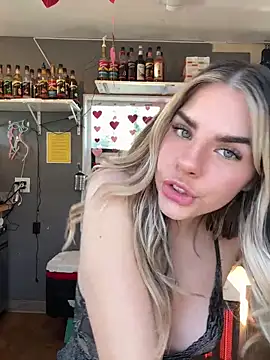 Snapshot of delicioussdixie chatting on March 1, 4:11 pm delicioussdixie online show from March 1, 4:11 pm