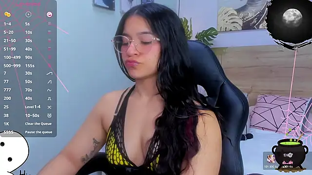 Snapshot of lalytulu99 chatting on October 2, 5:09 pm lalytulu99 online show from October 2, 5:09 pm