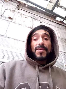 weedmanhot28 online show from October 31, 10:33 pm