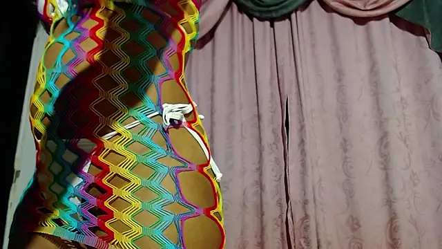 MielSquirt online show from October 23, 9:30 am