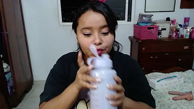 AINARA  STONE online show from December 30, 1:04 am