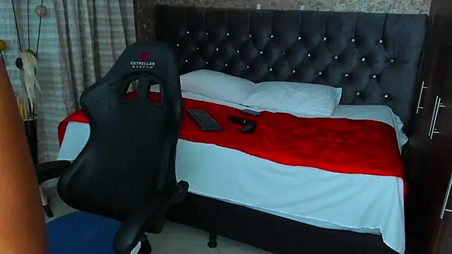 stella xue online show from January 30, 5:19 am