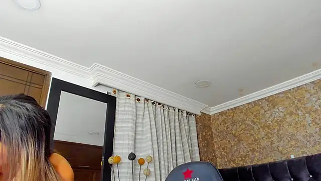 stella xue online show from January 30, 8:10 pm