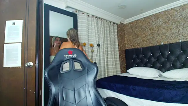 stella xue online show from March 11, 7:47 pm