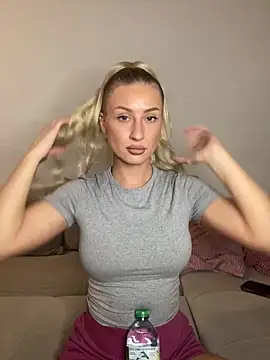 belle98 online show from September 29, 7:19 pm