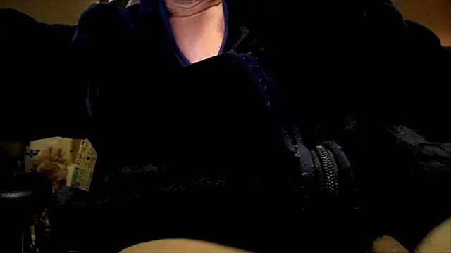 hidenyan02 online show from January 9, 8:03 am