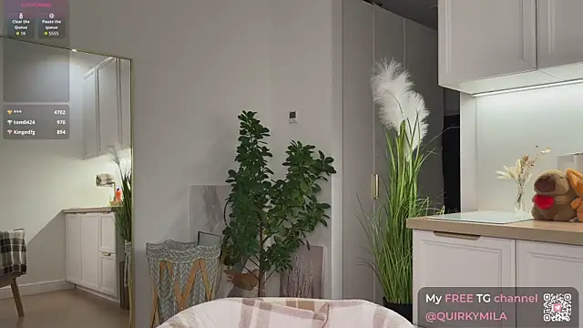  milka  online show from October 15, 7:25 pm