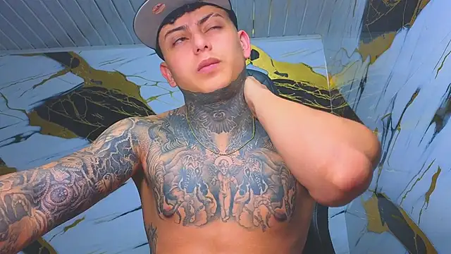 Kevin22 222 online show from December 4, 4:44 am