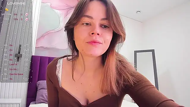 Kelly Cuutie online show from February 24, 1:24 am