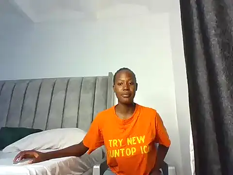 sweet scovia1 online show from December 6, 5:33 pm