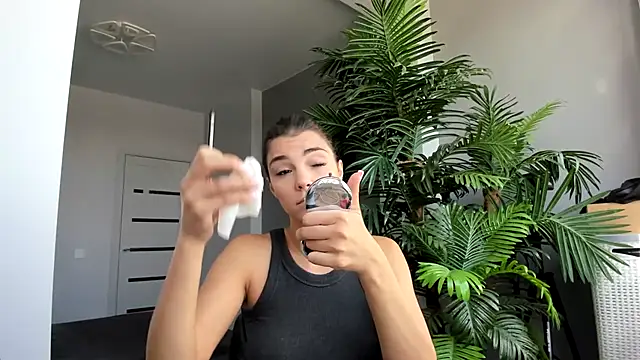 xxvsesss online show from July 13, 2:36 am