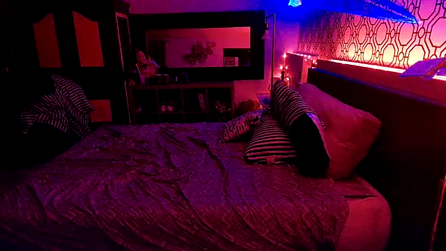 RawRyder8 online show from October 7, 11:40 am