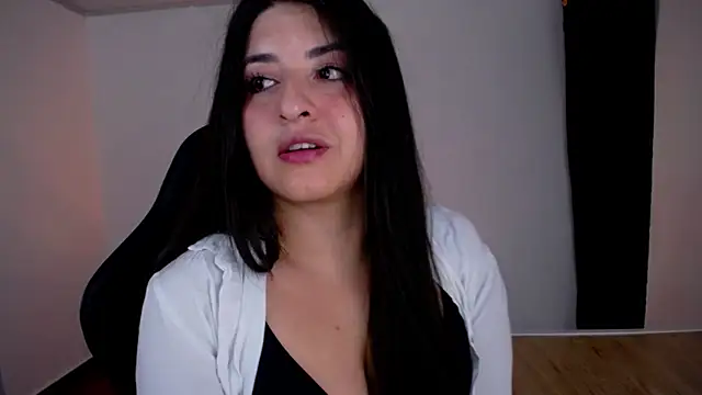 Snapshot of moritalatina chatting on June 30, 8:32 pm moritalatina online show from June 30, 8:32 pm